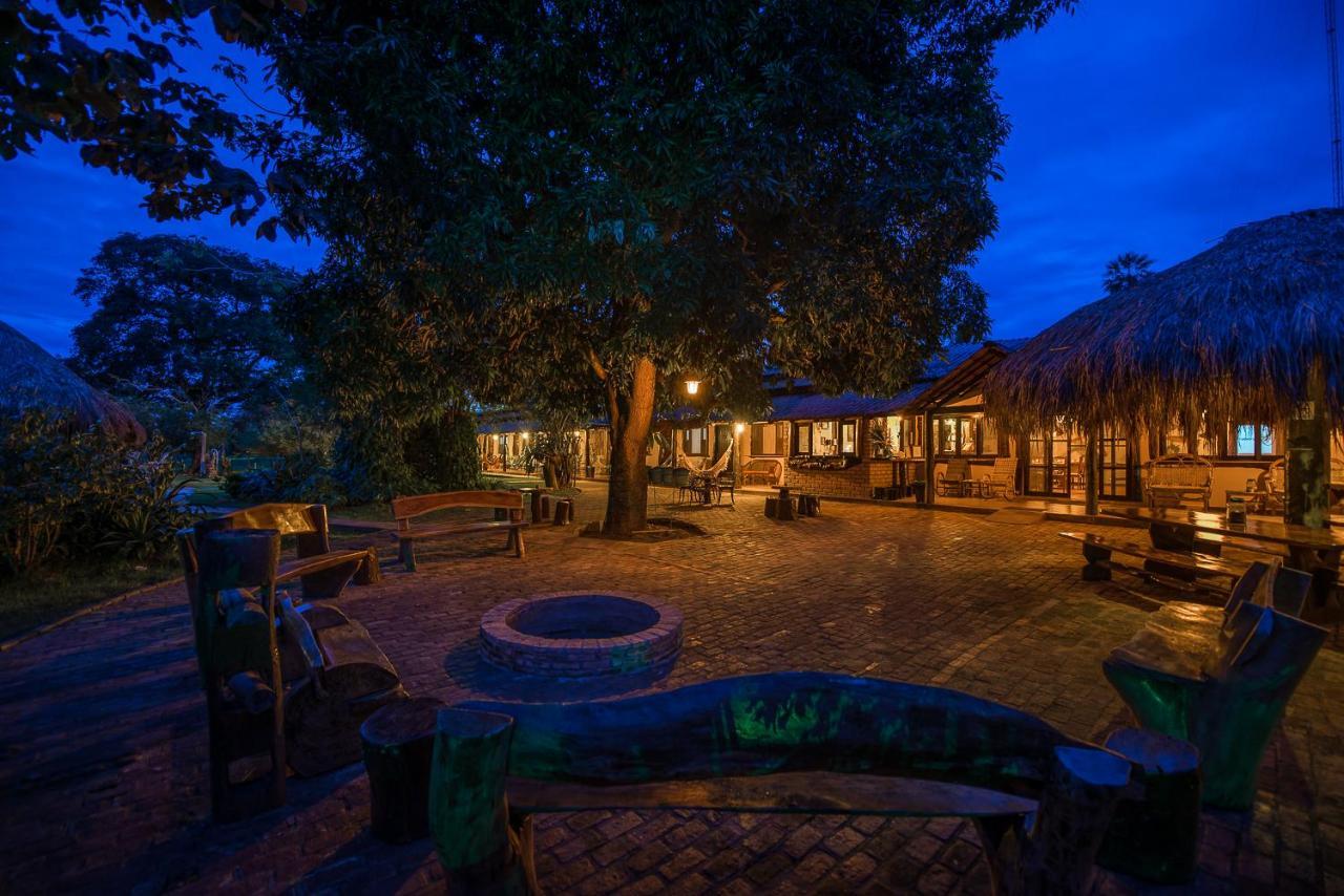 Pousada Araras Pantanal Eco Lodge Carvoalzinho Exterior foto