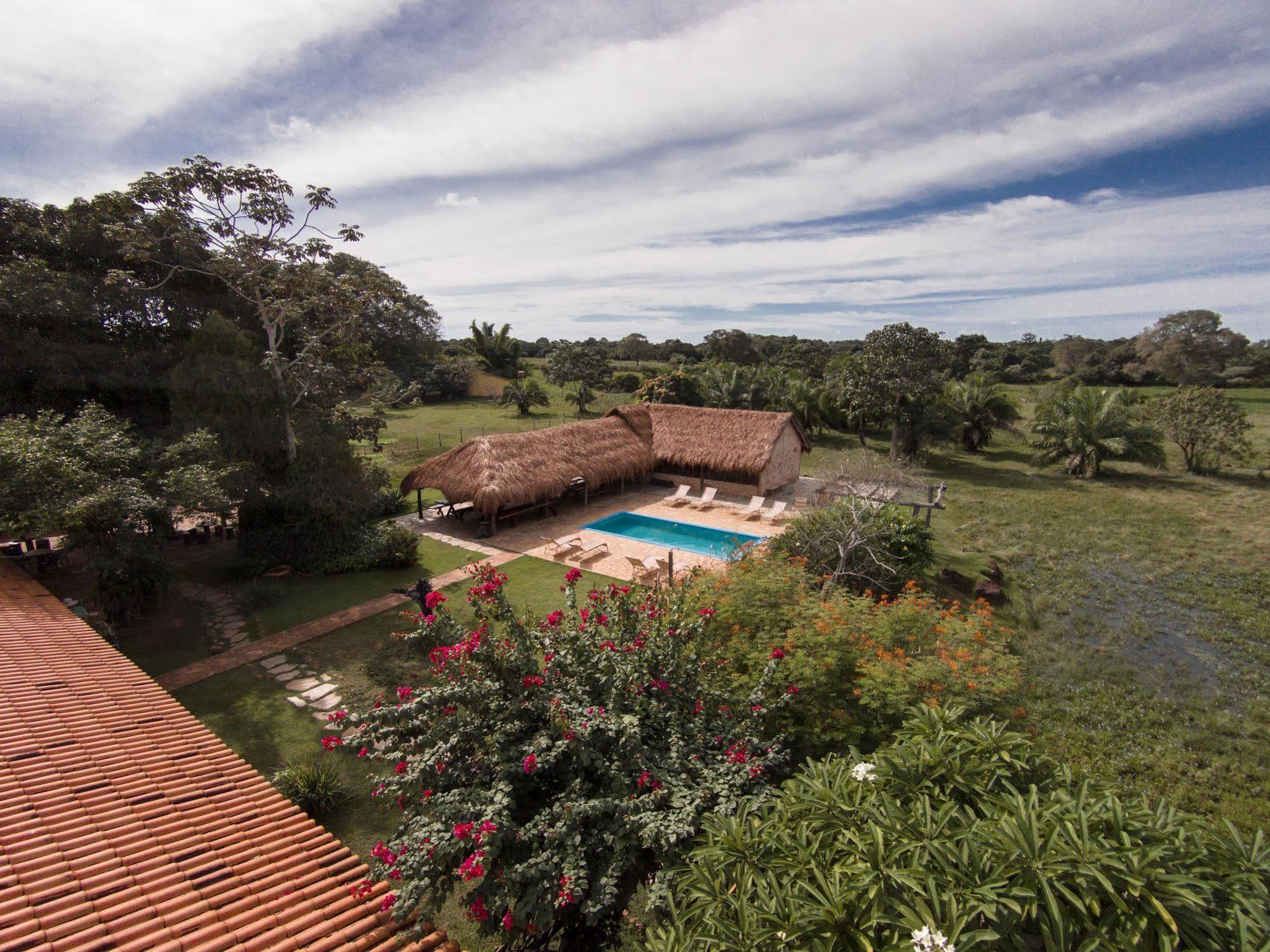 Pousada Araras Pantanal Eco Lodge Carvoalzinho Exterior foto